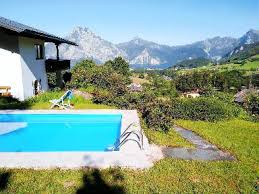 ferienhaus mit pool hund