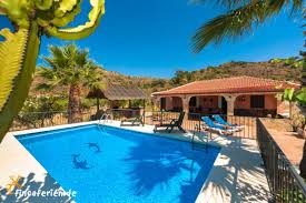 urlaub finca mit pool