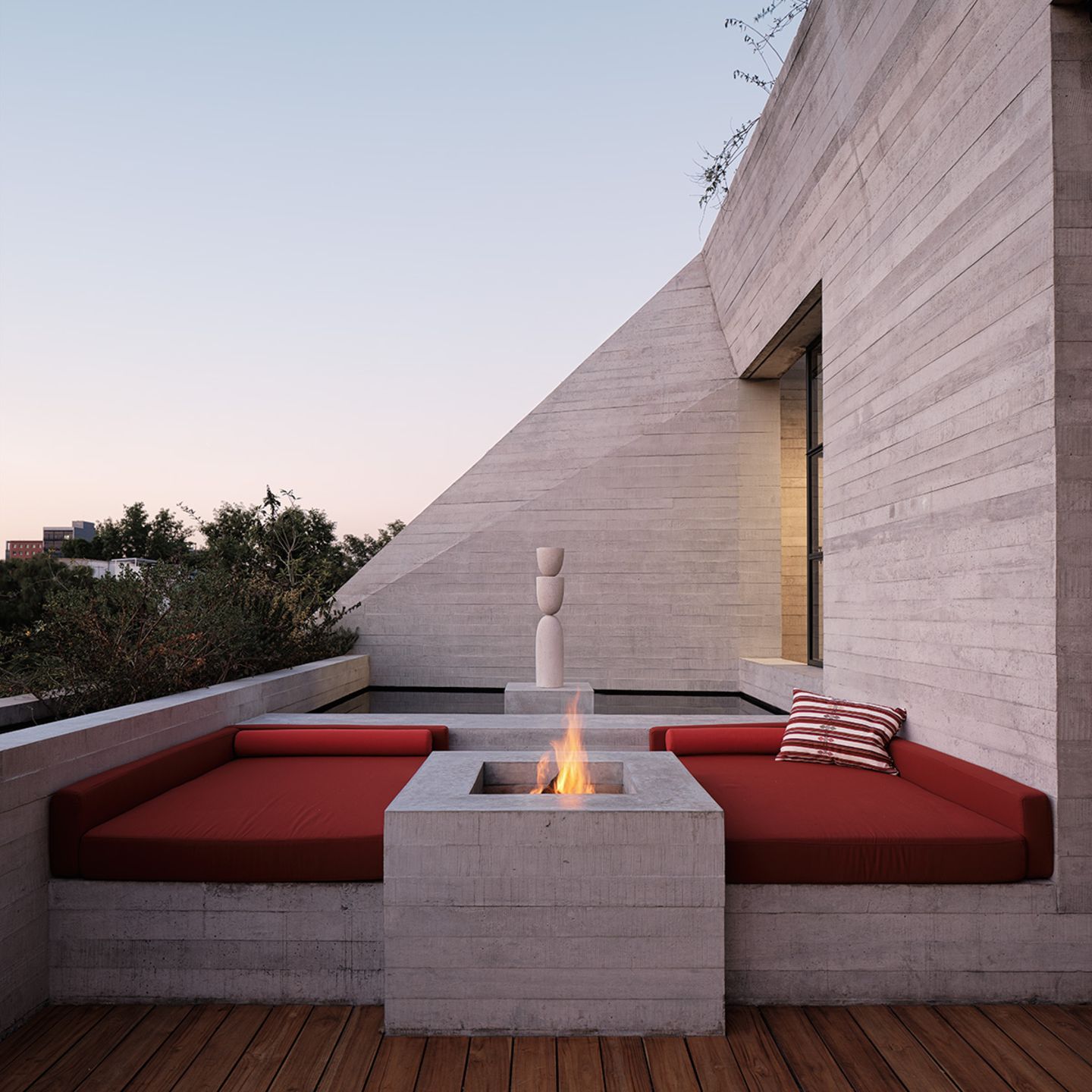 penthousewohnung mit dachterrasse und pool
