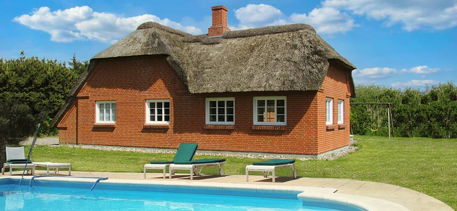 ferienhaus mit hallenbad