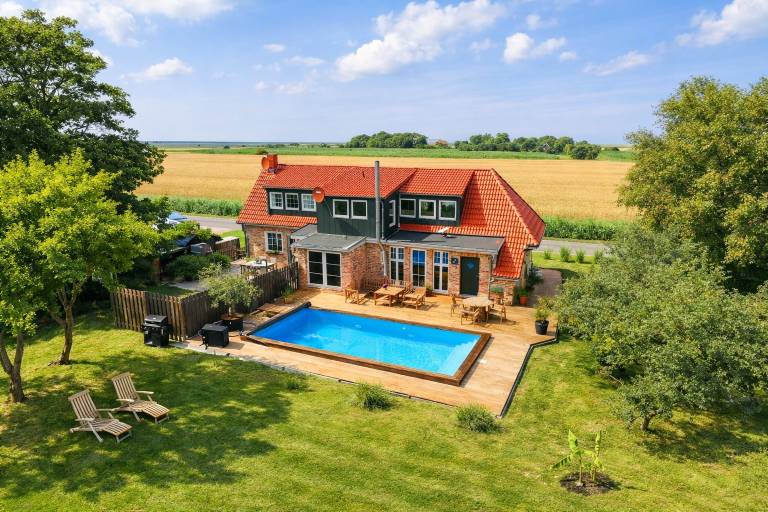 ferienhaus nordsee direkt am strand mit pool